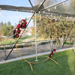 Gold Circle Arch