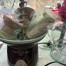 🍫 Wilton Chocolate Fountain (Cheap!)