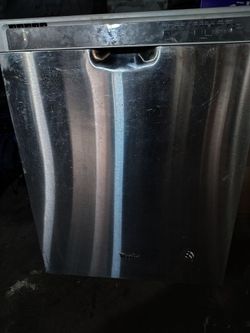Dishwasher whirlpool
