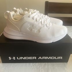 New, With Snickers / Size 8/5