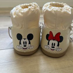 Disney Boots Size 7