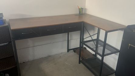 Desk  with 3 Drawers