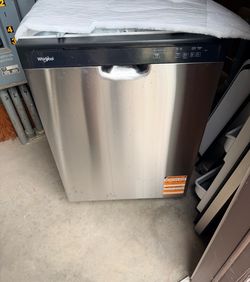NEW Whirlpool Household stainless steel dish washer 24 inch