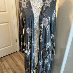 Lularoe Sarah Long Cardigan! (Size L)