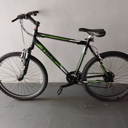 BICYCLE TREK 21 SPEED BRAND NEW 
