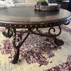 Living Room Coffee And Side Table 