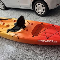 Perception Pescador 12 - Kayak LIKE NEW
