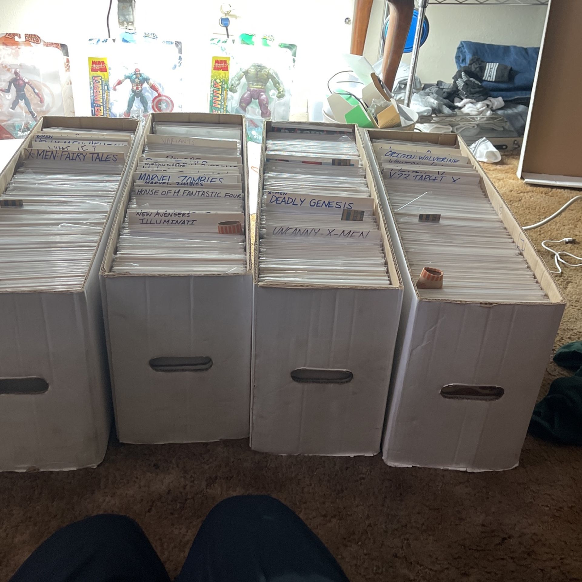 Over 1000 Comics Mostly marvel