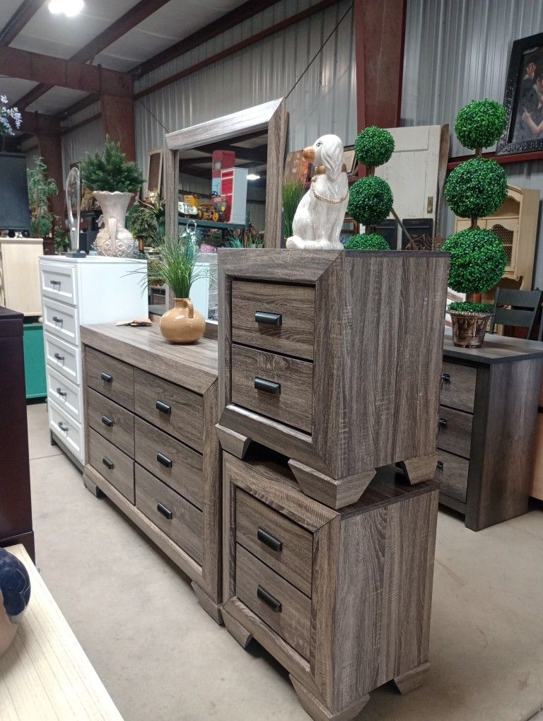 Dressers / Cajoneras