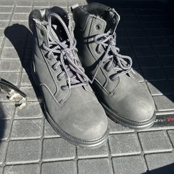 Men’s Work Boot Size 8.5 