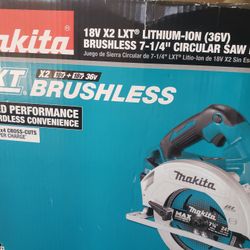 Makita 36 V., 18v×2 Lxt Lithium Ion. 7/1/2 Circular Saw Kit