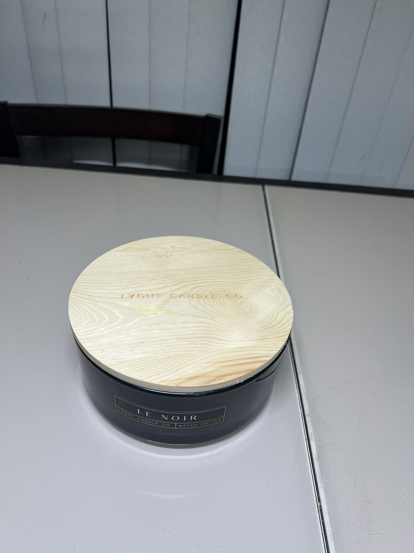 Lyght Candle Co Le Noir 34 Oz The Noir Candle New Open Box. New however there are some cosmetic blemishes such as lite scratches and scuff marks from