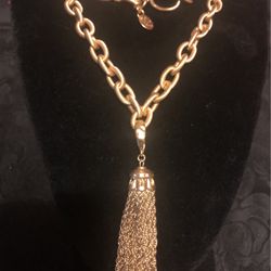 30” Goldtone Link Necklace With Tassel Pendant 
