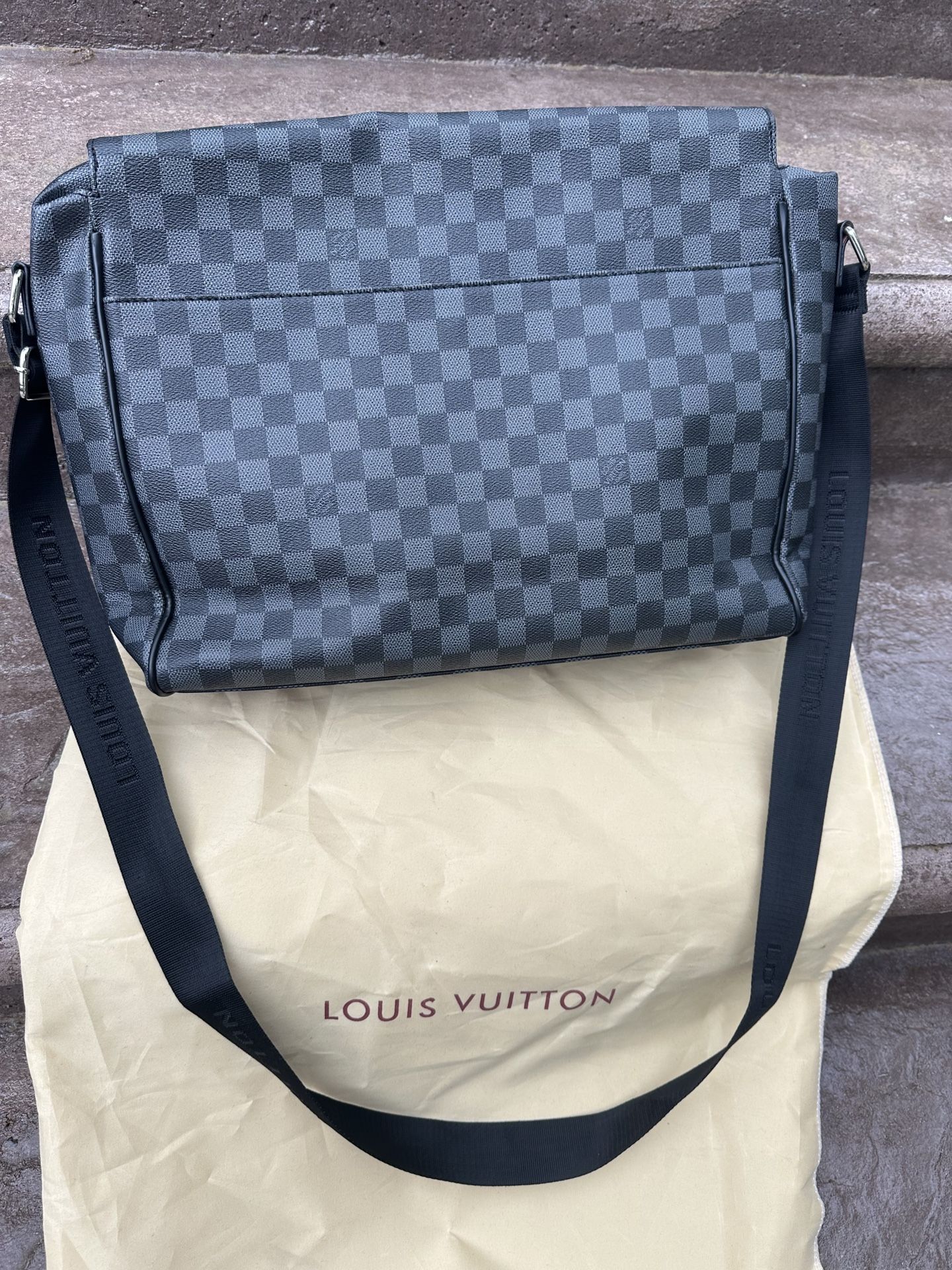 Louis Vuitton Cross Body Bag