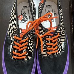 Men’s Vans Size 9