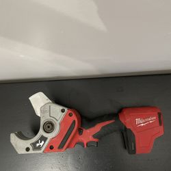 M12 Plastic Pipe Cutter