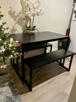 Like New Black Table With 2 Pull Out Benches $190