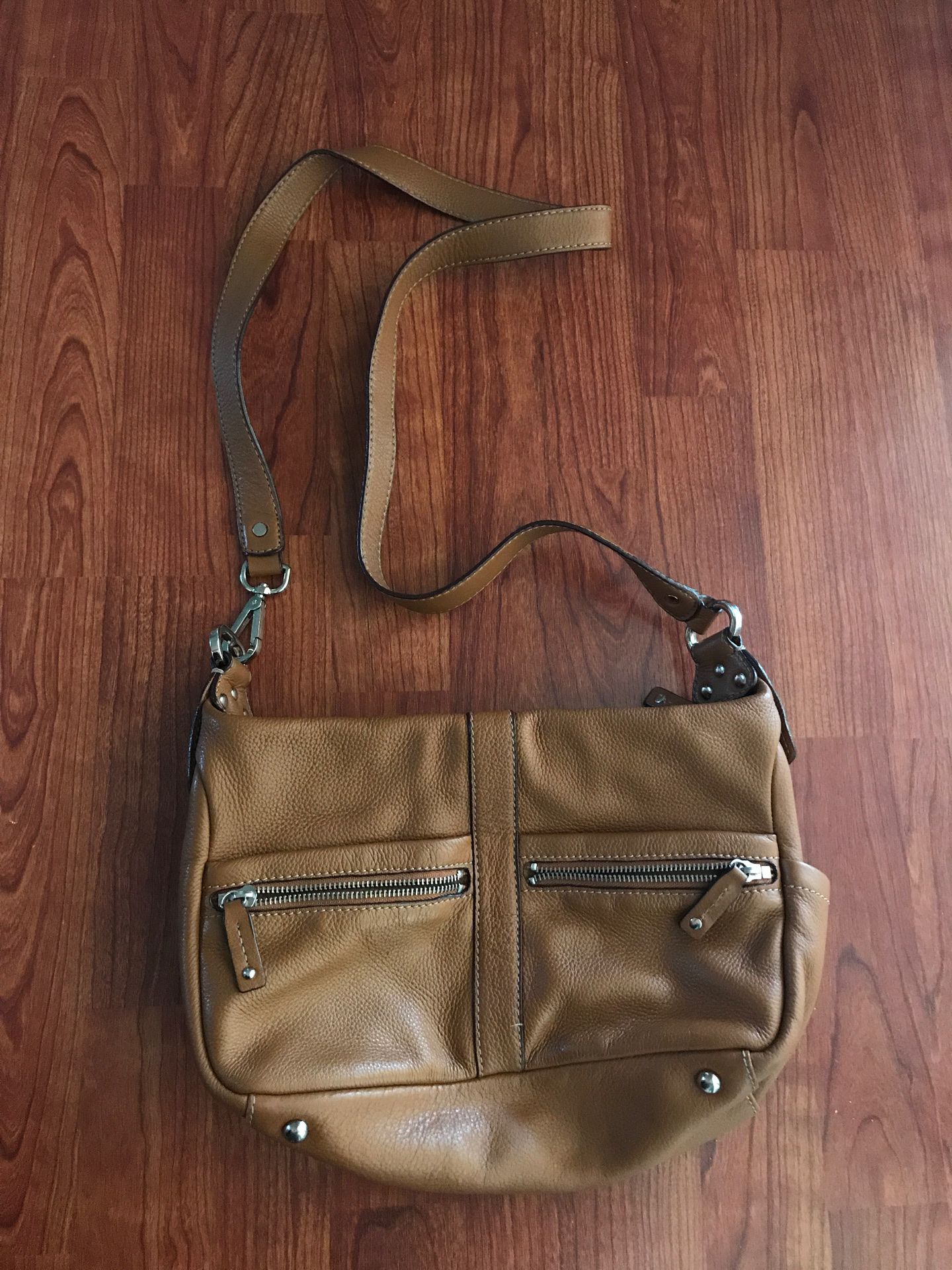 Cute genuine leather Tiganello crossbody purse
