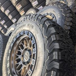 Vendo Set De Rines Nuevos Lock Off R 17x9 Con Llantas 285-70R17 All Terrain Bf Goodrich 