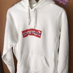 Supreme Hoodie