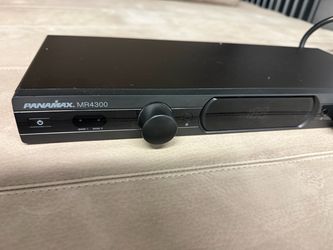 Panamax MR4300 Home Theater Power Conditioner