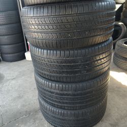 Set of 4 used Pirelli tires 285/45/r22 ‼️ free instalation‼️