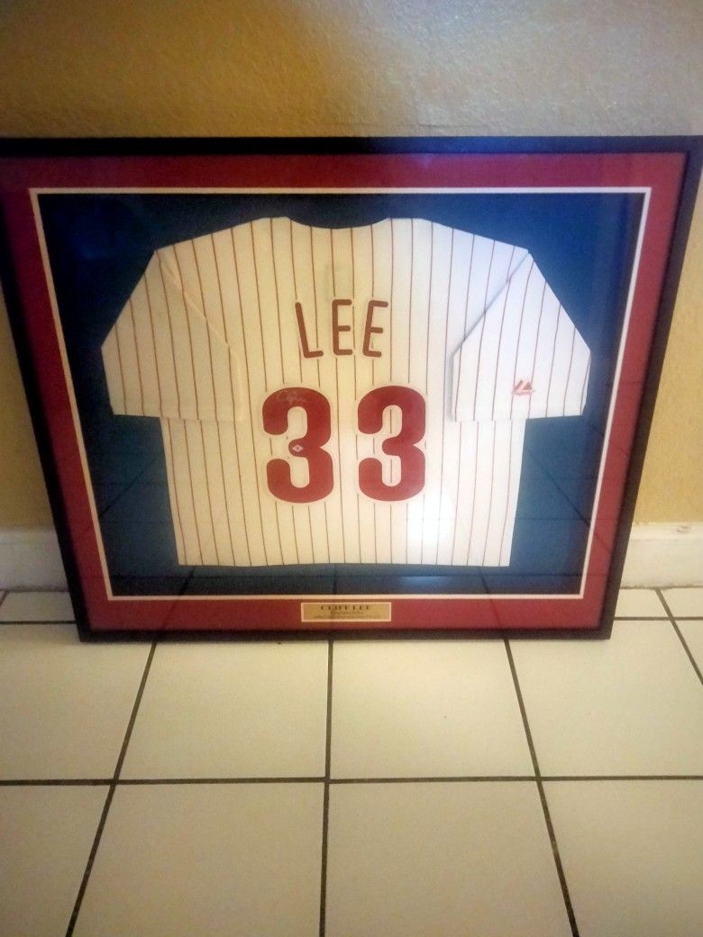 Cliff Lee Philadelphia Phillies Limited Edition Autographed Jersey #23of 33