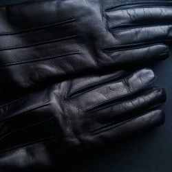 Women's Coach New York Brand Genuine Leather Driver Dinner Date Shopping Gloves w/ 100% Cashmere Sweater Lining XS 