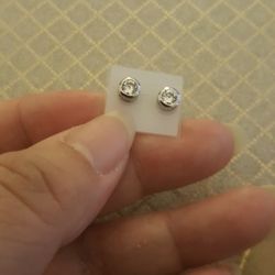 Real Silver Zircon Diamond Small Stud Earrings 