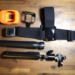 Collectible GoPro Hero 5 Session With Lots Of Accessories  