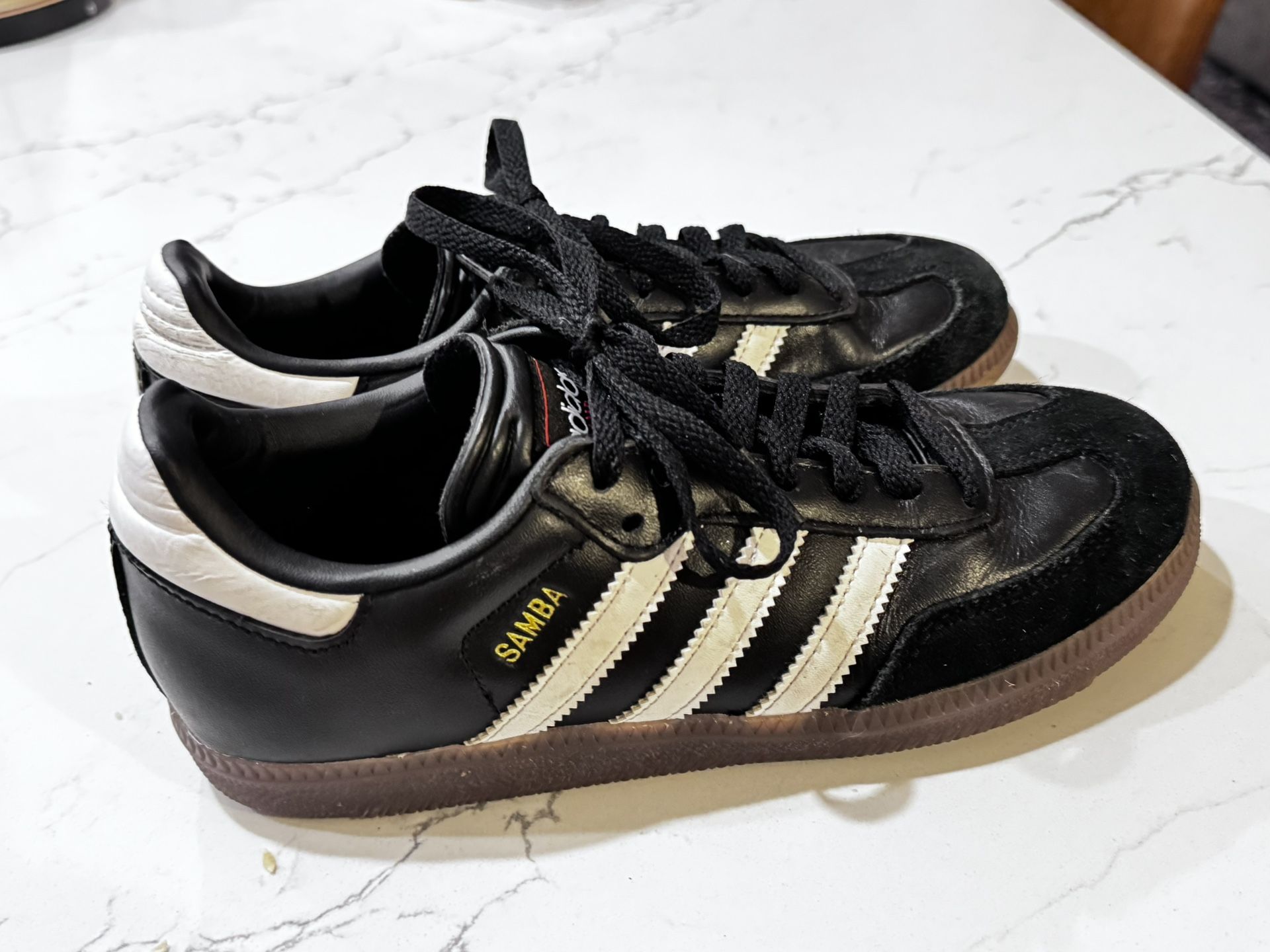 Like New - Kids Adidas Sambas