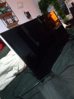 LG 32 inch TV/Monitor 1366 x 768p Resolution