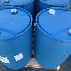 55 gallon Plastic Drums closed top $20 each