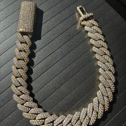 10mm Moissanite Cuban Bracelet 18K gold plated 