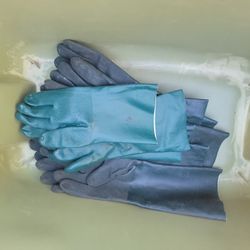 Rubber Gloves