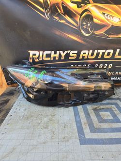 Toyota Camry Headlights 2025