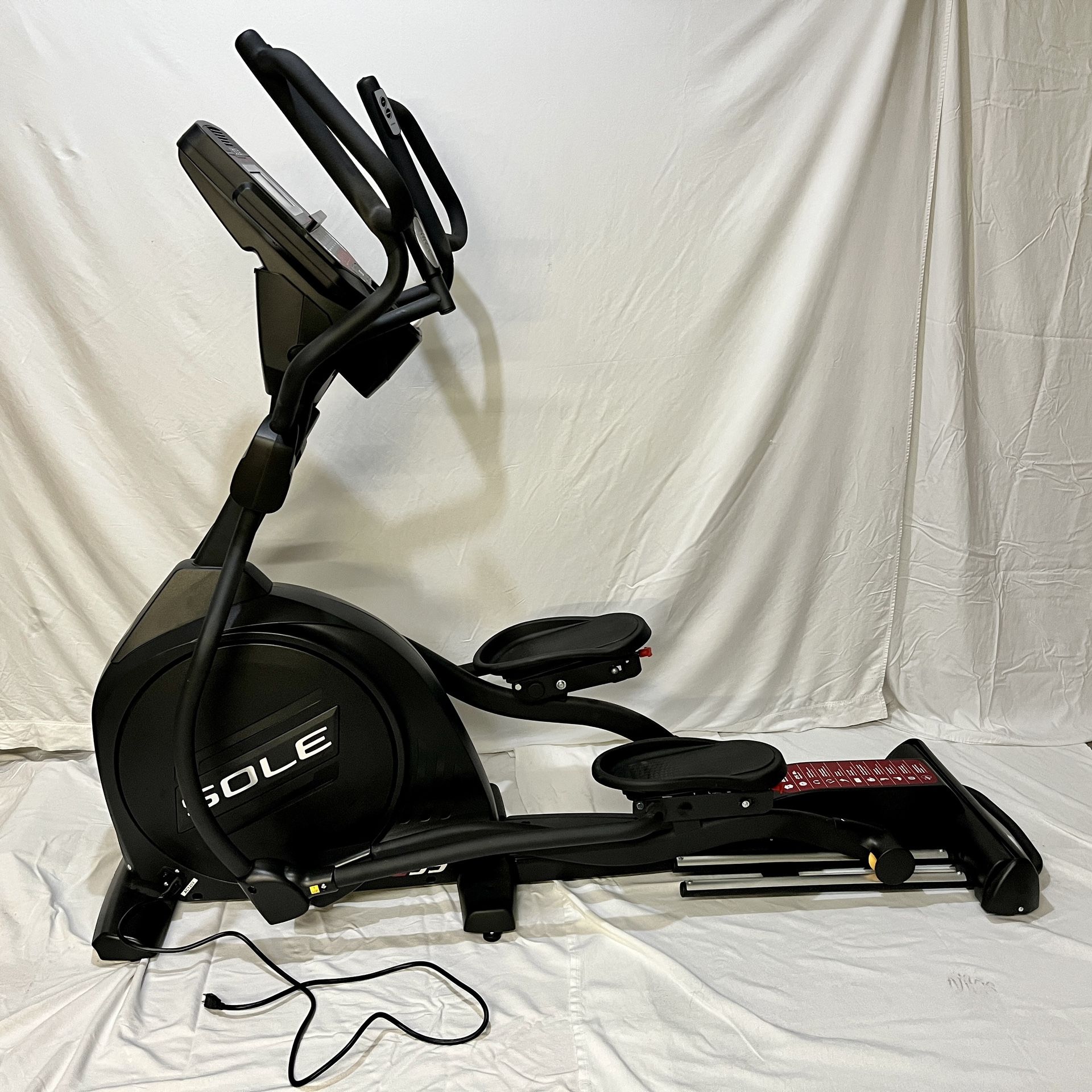Sole E35 Elliptical for Sale in Beaverton, OR OfferUp