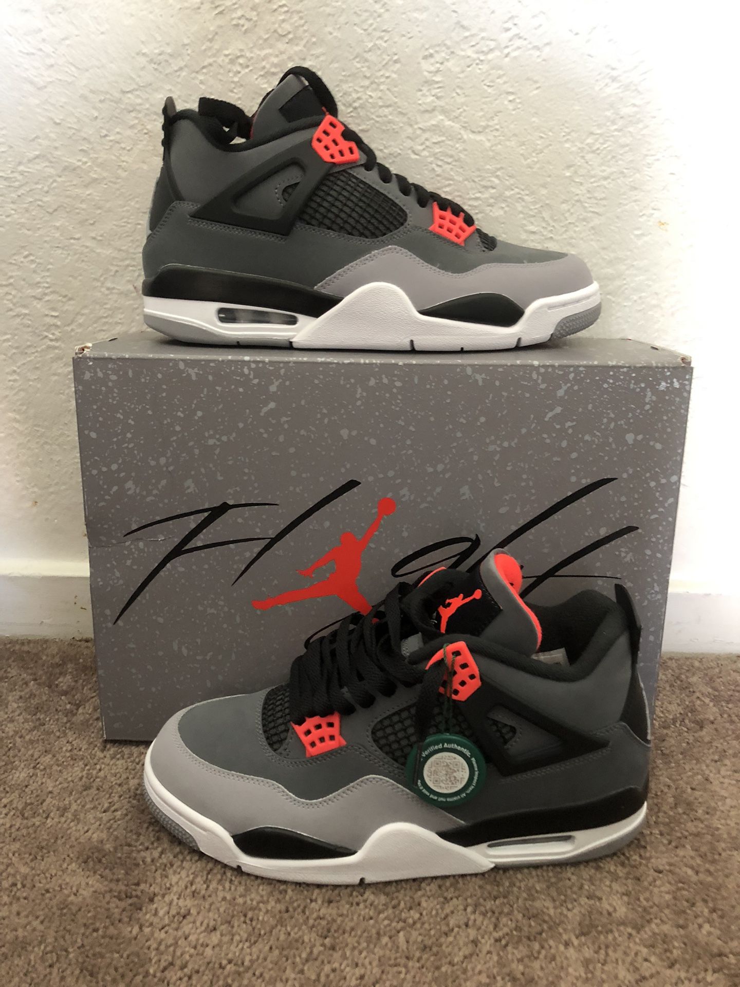 Jordan 4 Infrared