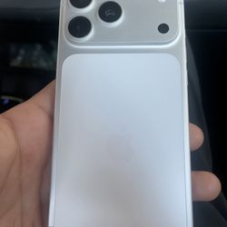 iPhone 17 Pro Max 