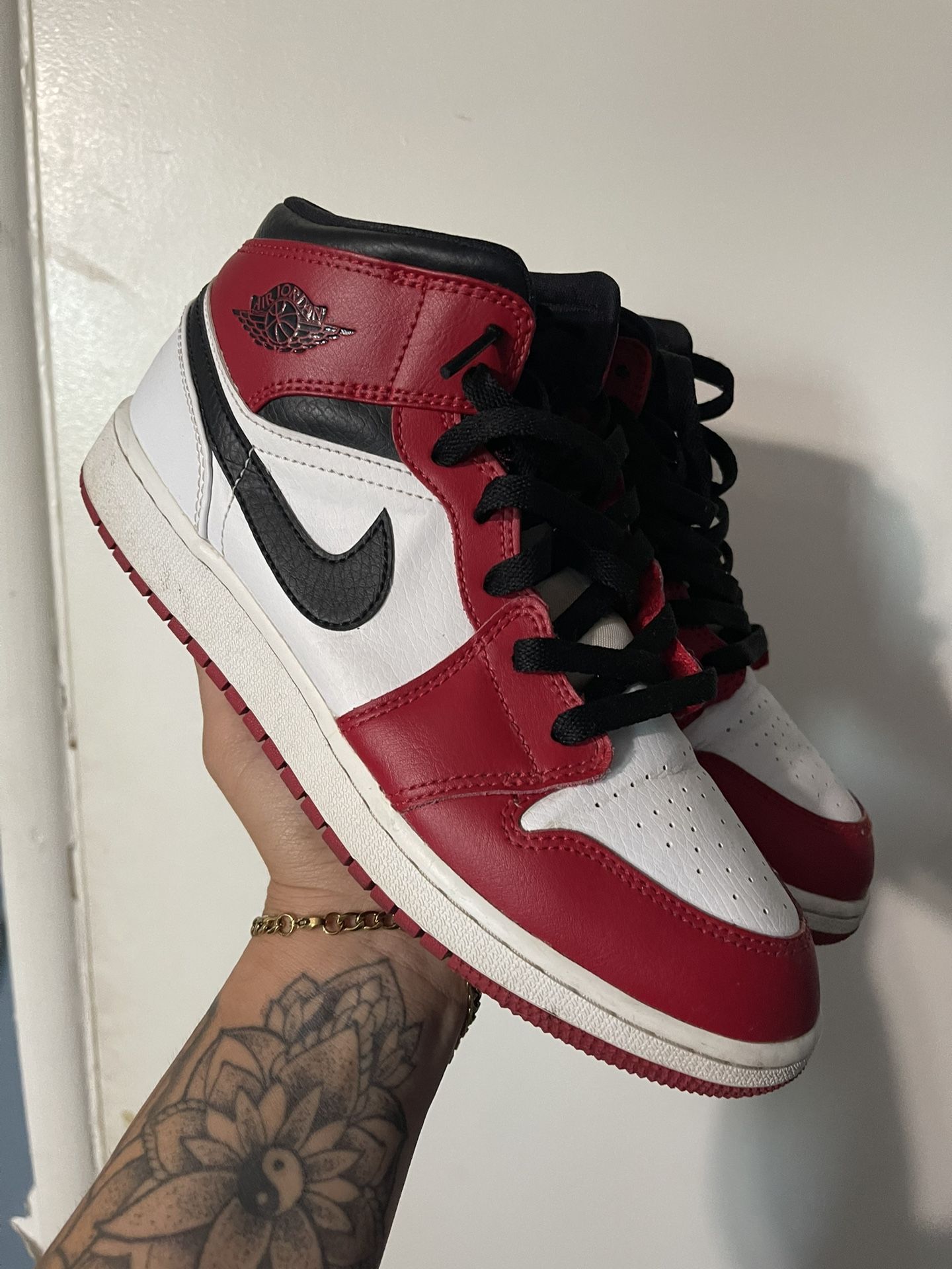 Nike Air Jordan Mid