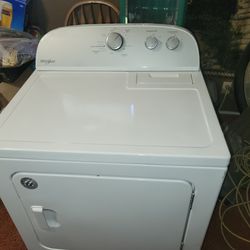 GAS DRYER NEWER WORKS GREAT CAN DELIVER 