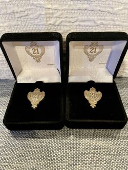 Disney 21 Royal - Pair Of Pins