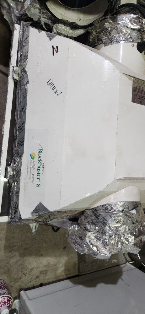 Grow Lights And Equipment 