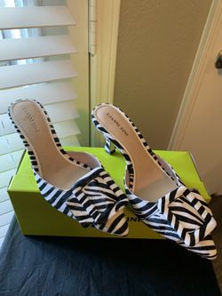 Gianni Bini Black /White 6.5 Medium