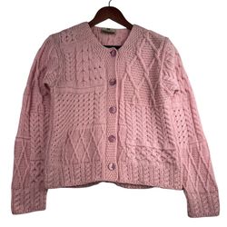 Carraig Donn Women‘s Heavy Wool Cardigan Sweater Pink Made in Ireland