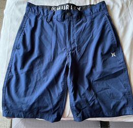 Small Hurley men’s shorts