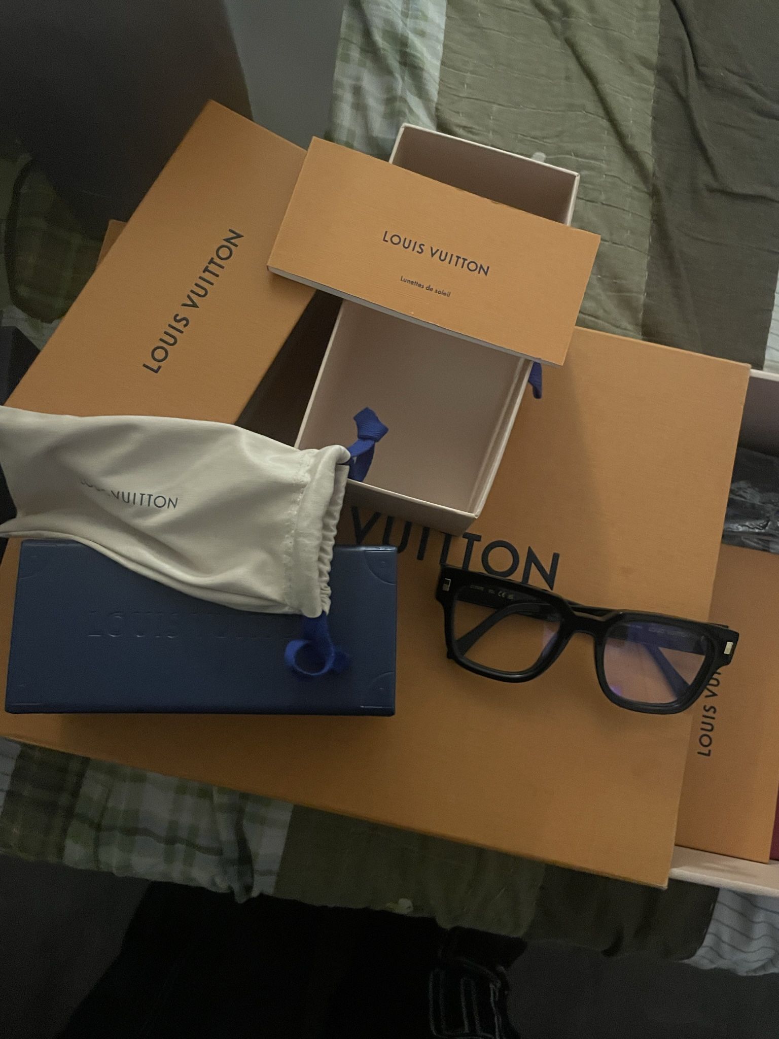 Louis Vuitton Glasses 