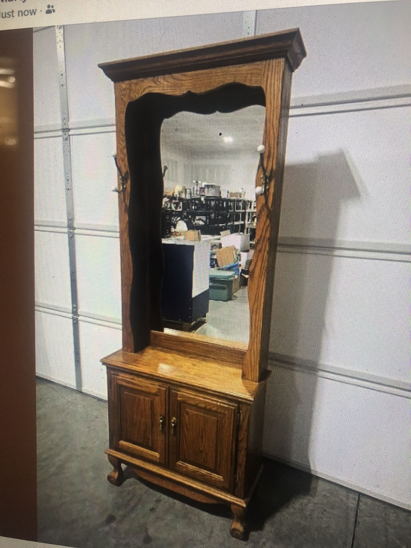 Gorgeous Vintage Oak Hall Tree