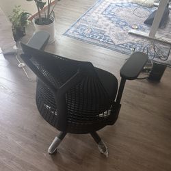 Herman Miller  Sayl Chair