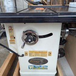 Grizzly G0715P Table Saw w/Router Table And Mobile Base